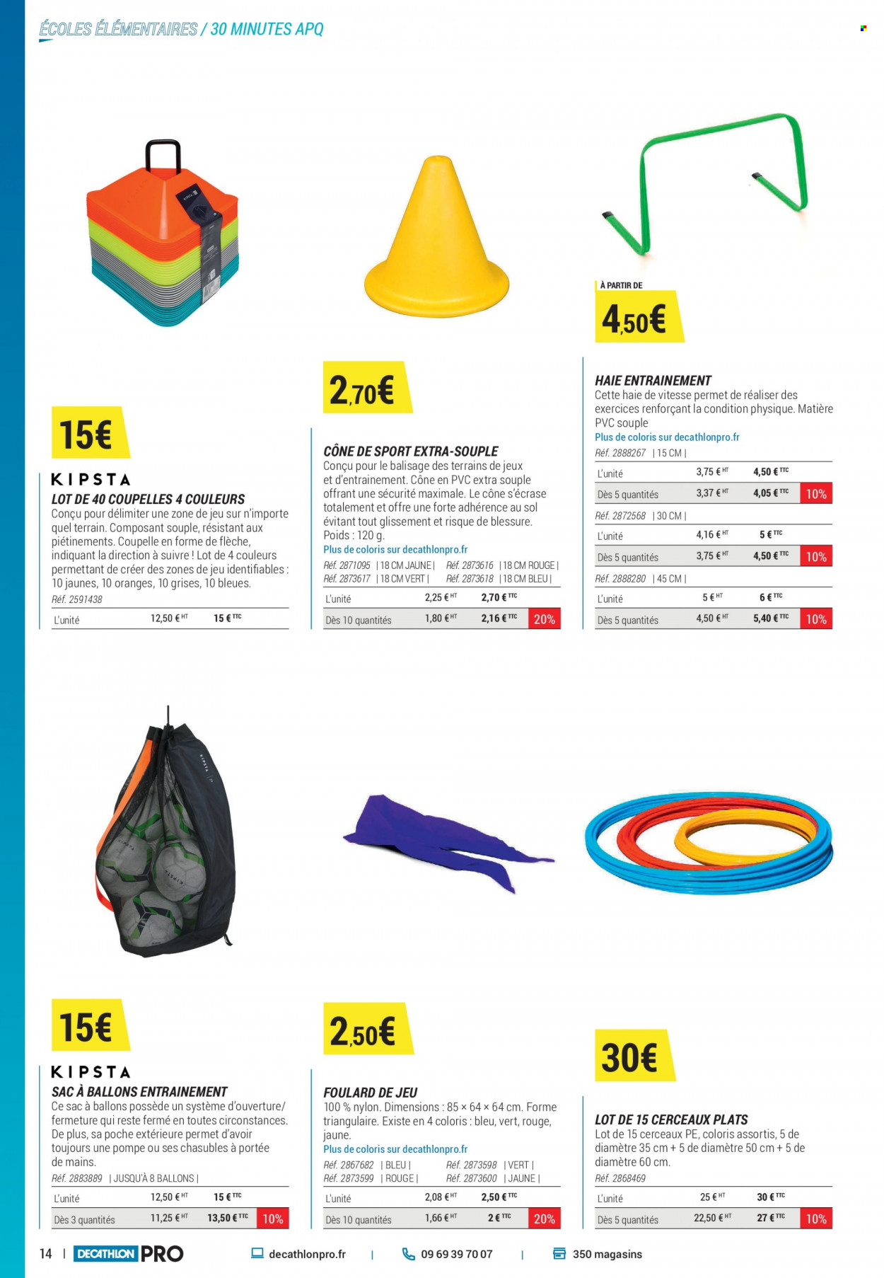 thumbnail - Catalogue Decathlon - Produits soldés - foulard, sac à ballons, cône. Page 14.
