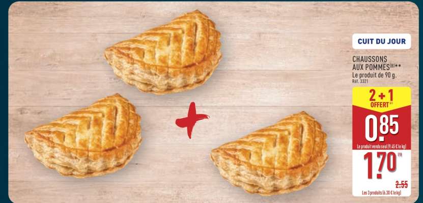 CHAUSSONS AUX POMMES