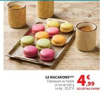 12 macarons