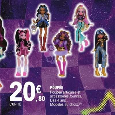 POUPÉE